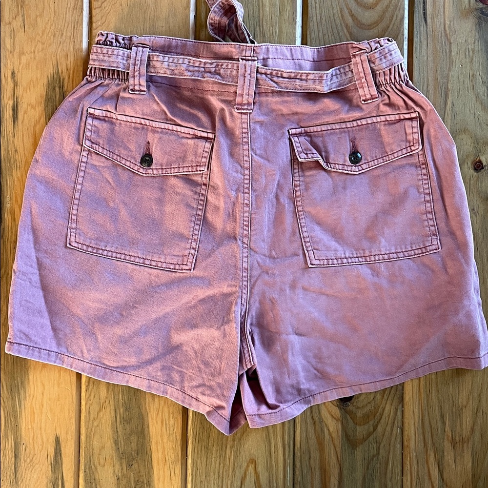 Old Navy Mauve High-Waist Paperbag Shorts - Picture 3 of 5